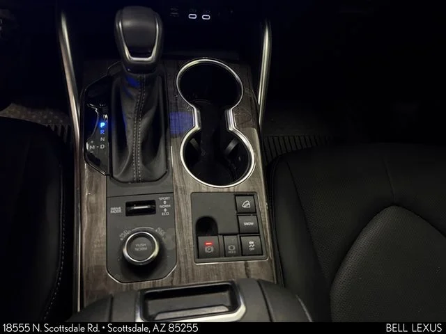 Used 2024  Toyota Platinum image 16