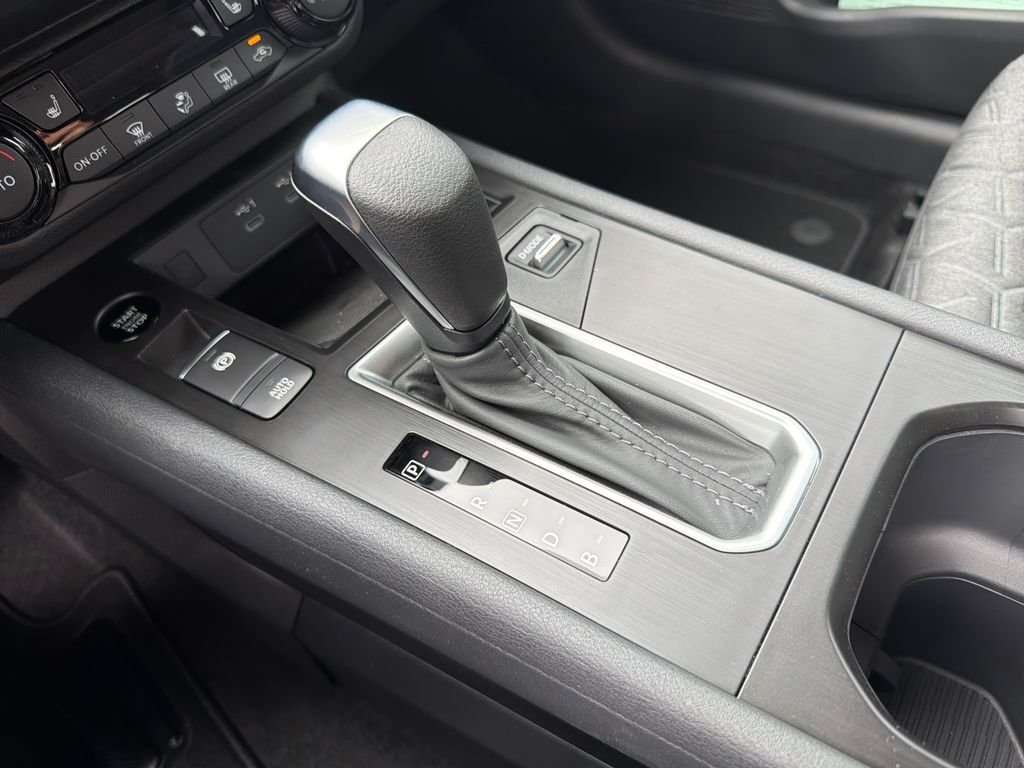 New 2026 Nissan Kicks SV 4D Sport Utility