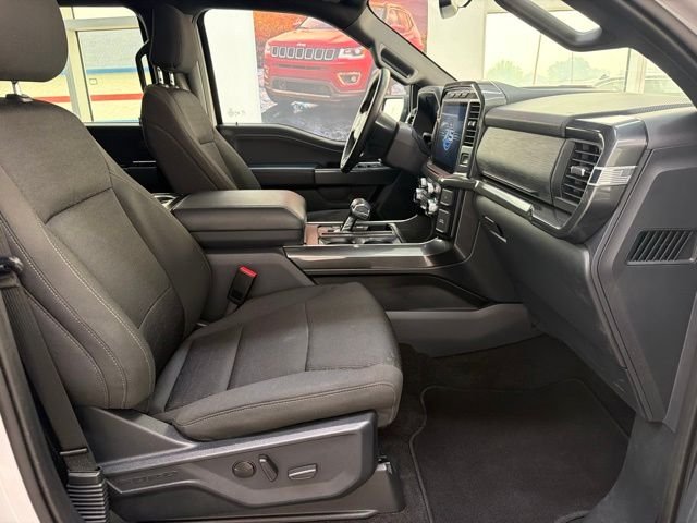 Used 2023 White Ford XLT image 12