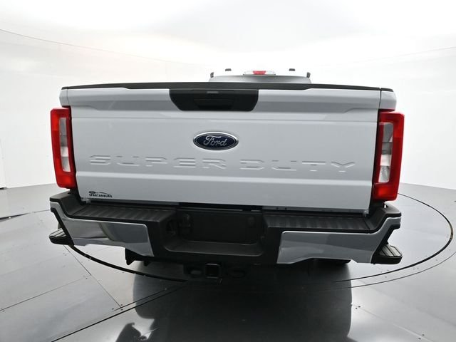 New 2026 Oxford White Ford F-350® XL image 6