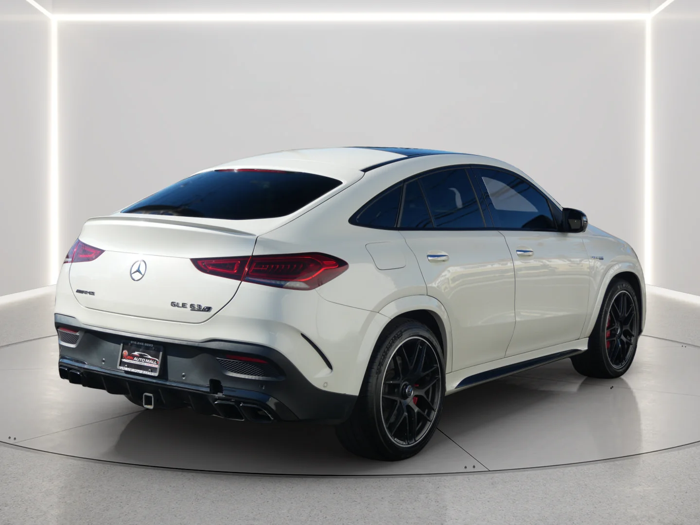 Used 2022 MANUFAKTUR Diamond White Bright Mercedes-Benz AMG® GLE 63 S image 5
