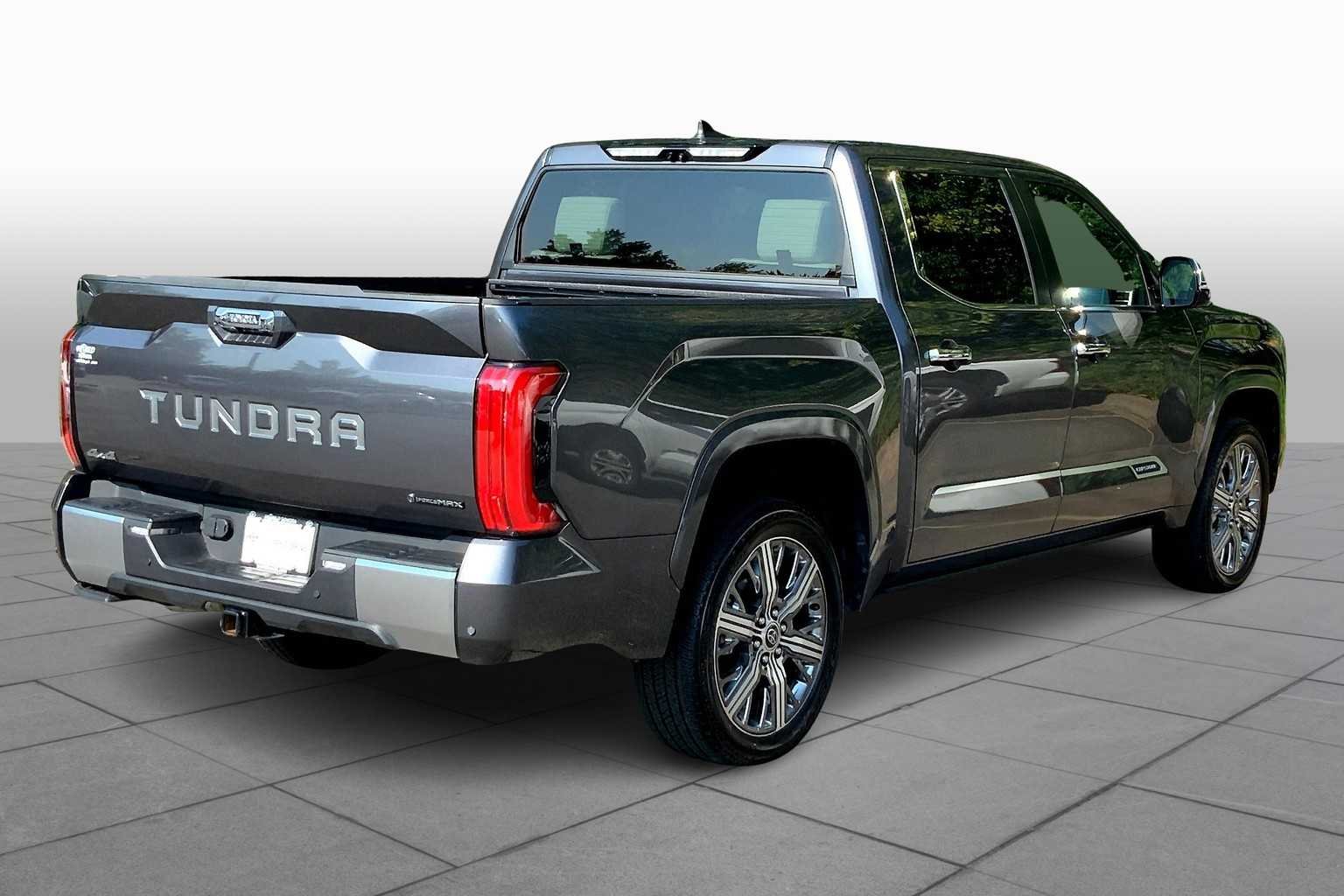 Used 2025 Magnetic Gray Metallic Toyota Capstone Hybrid image 12
