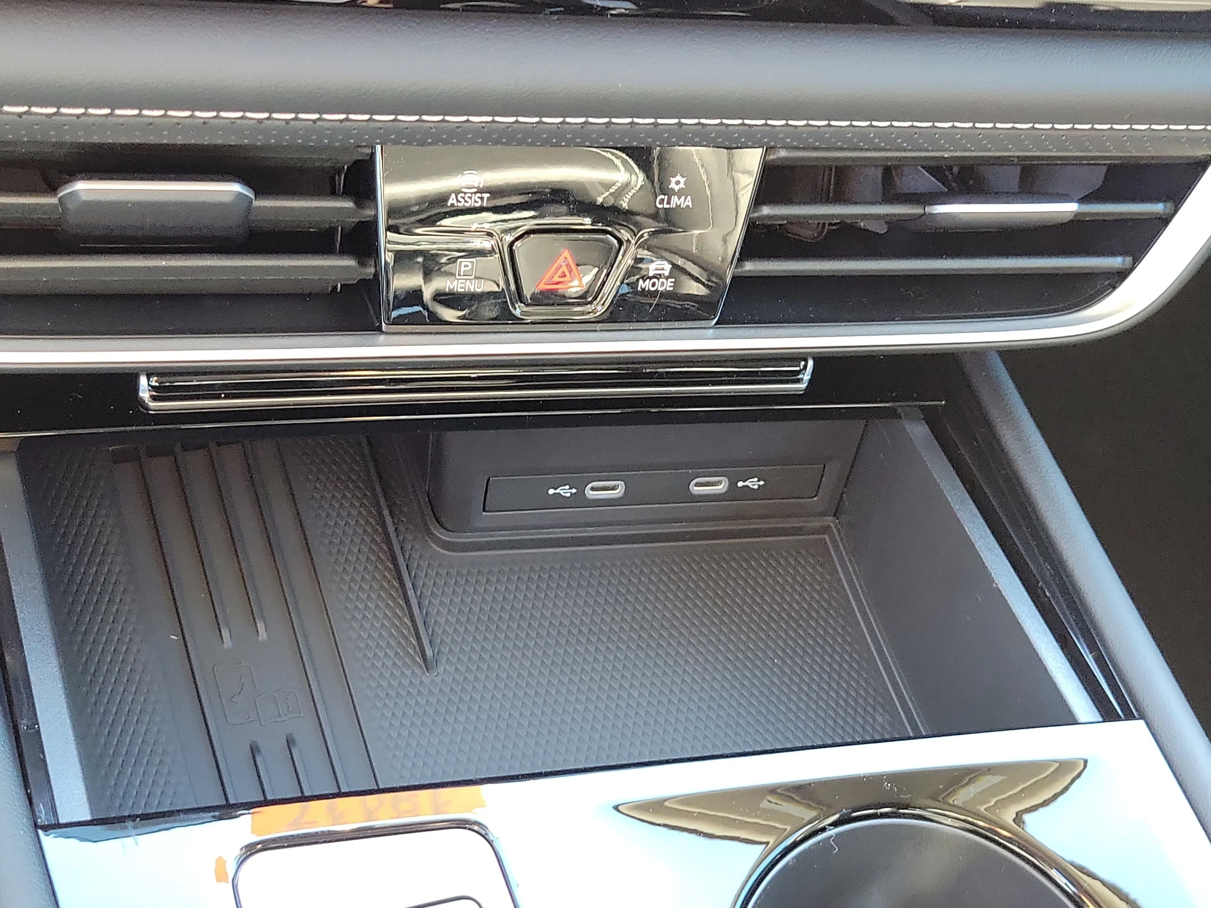 New 2026 Black Volkswagen SE w/Technology image 29