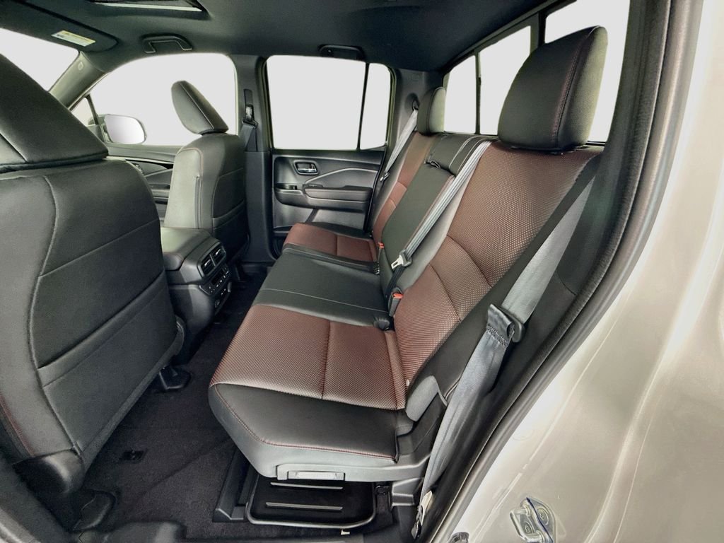 New 2026 Platinum White Pearl Honda Black Edition image 21