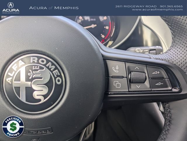 2025 Alfa Romeo Giulia Base - Photo 16