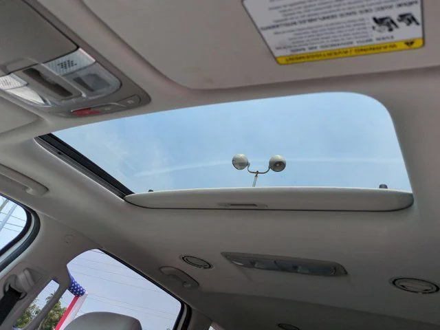 Certified Used 2025 White Kia S image 20