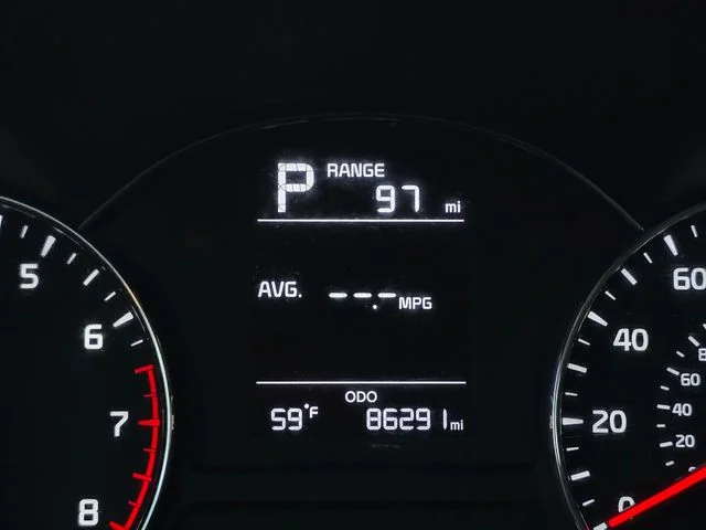 Used 2018 Aurora Black Kia LX image 27