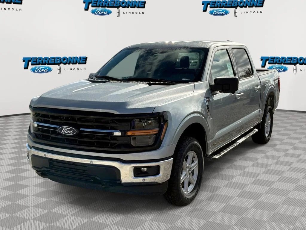 New 2026 Iconic Silver Metallic Ford XLT image 1