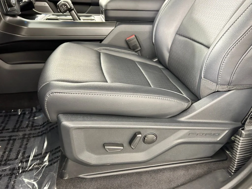 New 2026 Agate Black Metallic Ford Lariat image 24