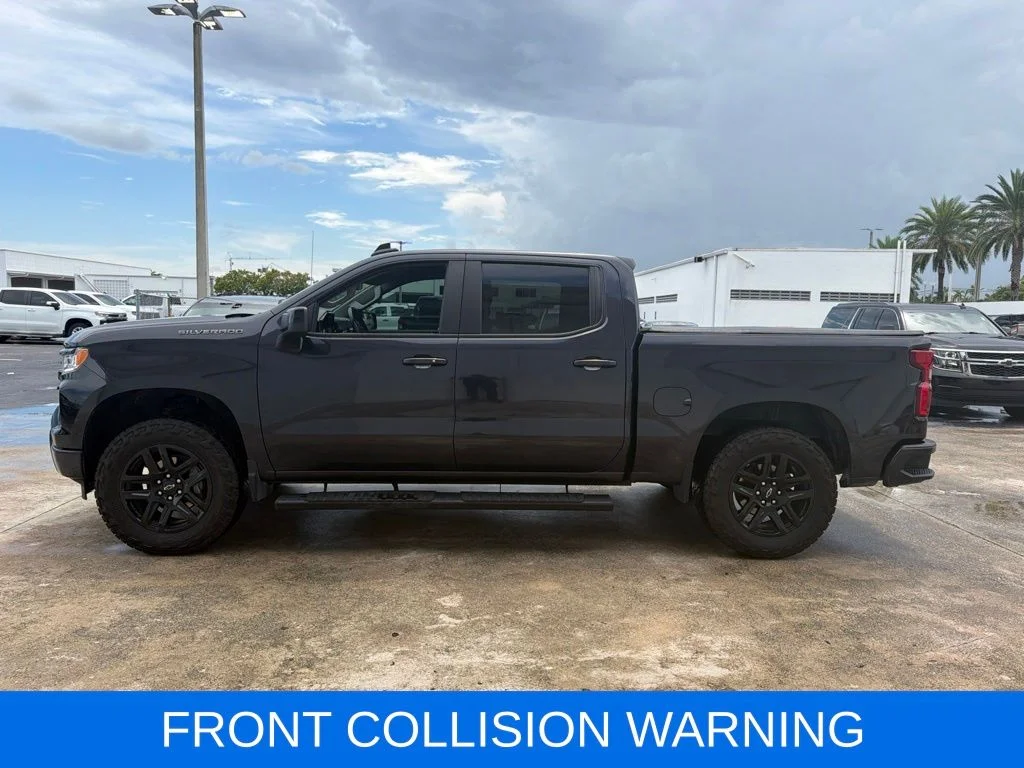 Used 2023 Gray Chevrolet RST image 4