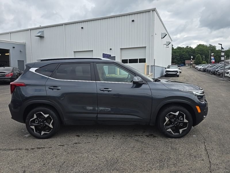 Used 2024 Gray Kia EX image 9