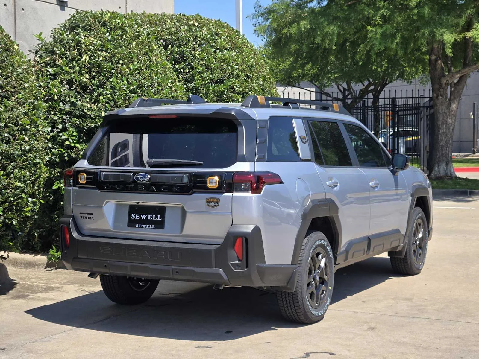 New 2026 ICE SILVER METALLIC Subaru Wilderness image 4