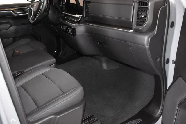 Used 2024 Gray Chevrolet LT image 22