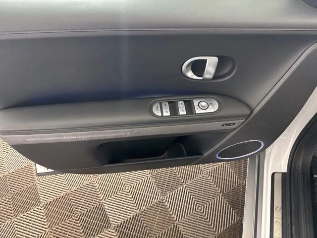 Used 2024 White Hyundai Limited image 19