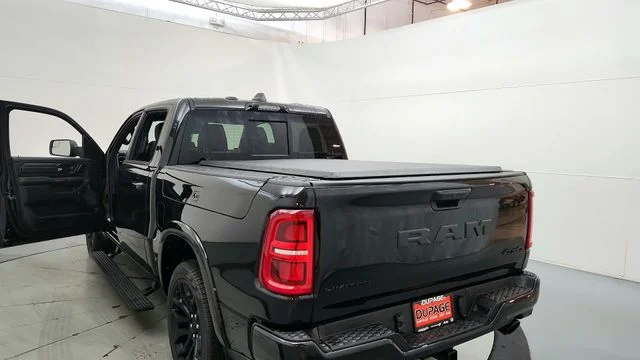 New 2026 Diamond Black Crystal Pearl-Coat Exterior Paint RAM Limited image 15