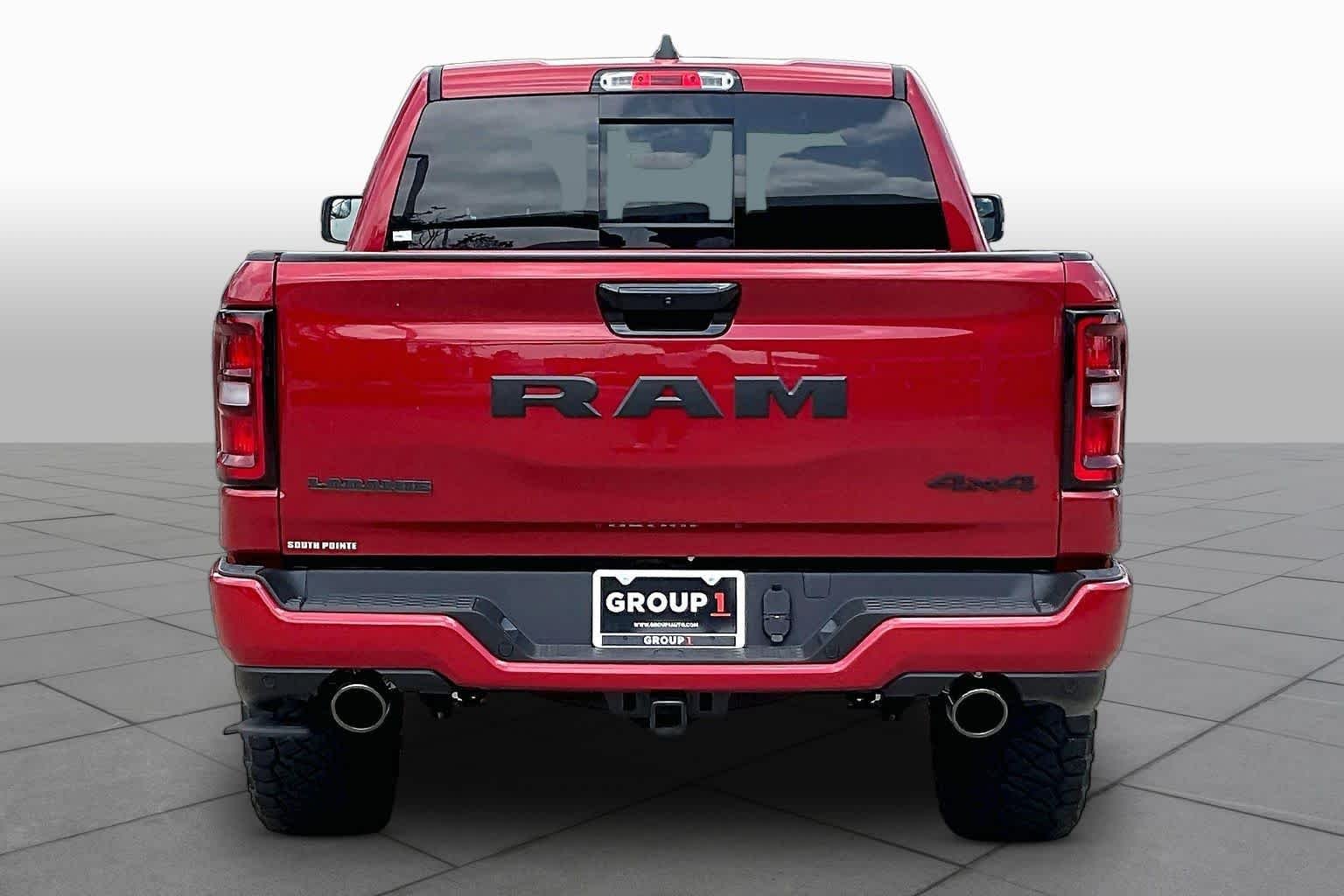 New 2026 Molten Red Pearl-Coat Exterior Paint RAM Laramie image 4