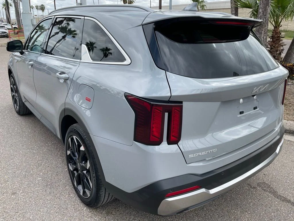 New 2026 Gray Kia SX image 5