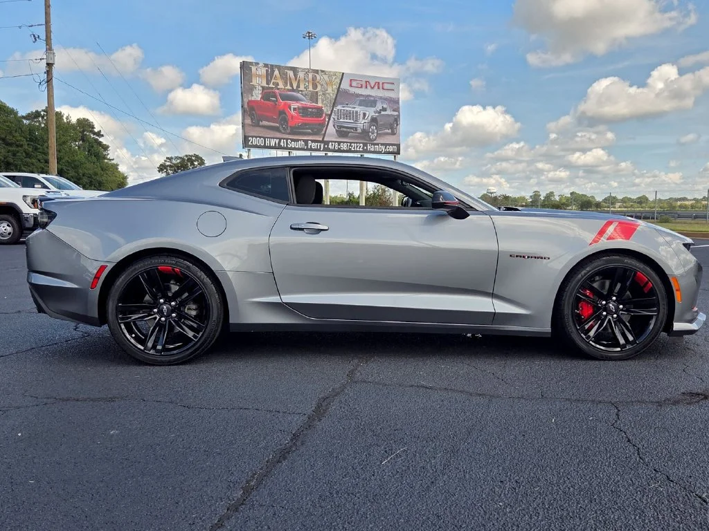 Used 2021 SATIN STEEL GRAY METALLIC Chevrolet LT1 image 11