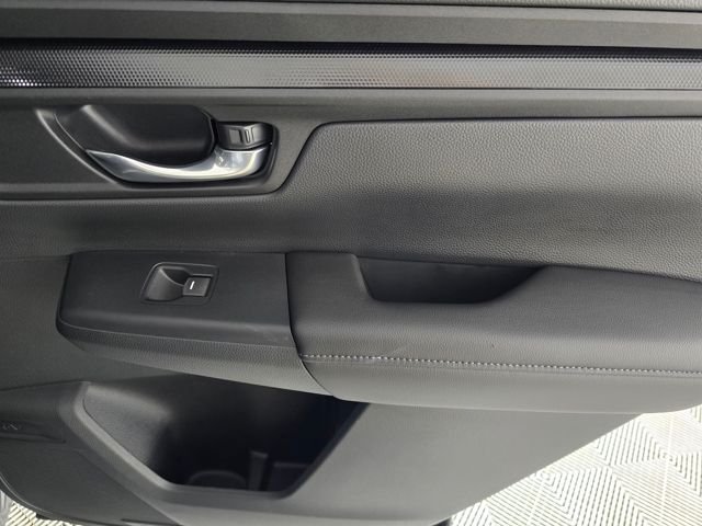 2026 Honda CR-V LX - Photo 6