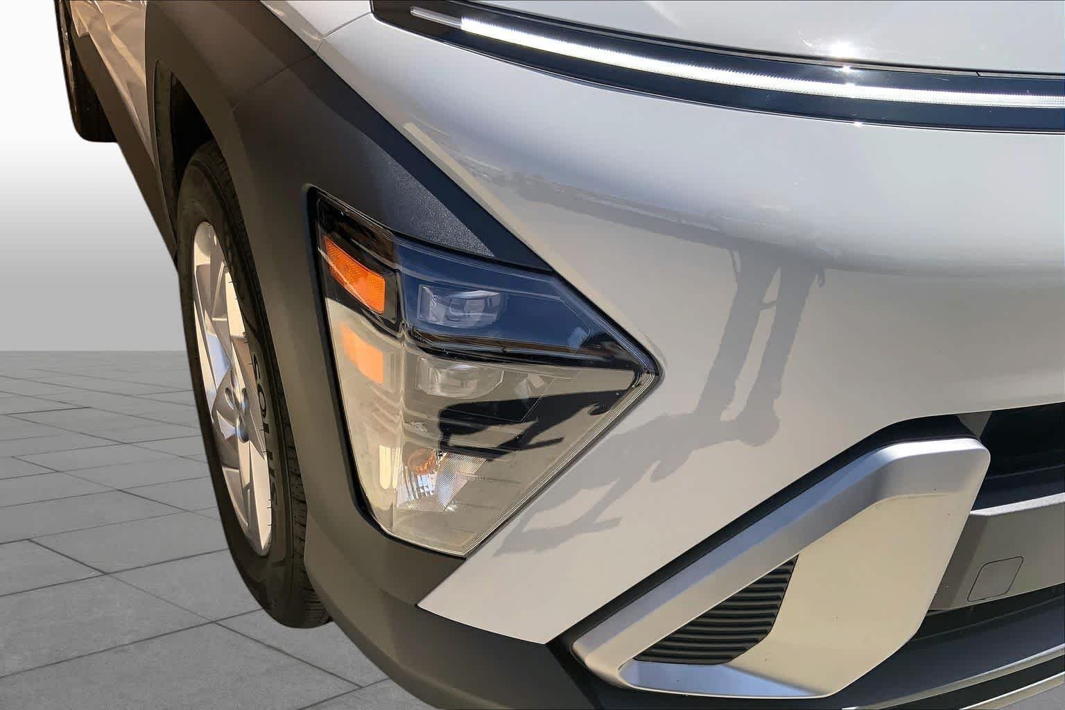 2025 Hyundai Kona SE - Photo 26