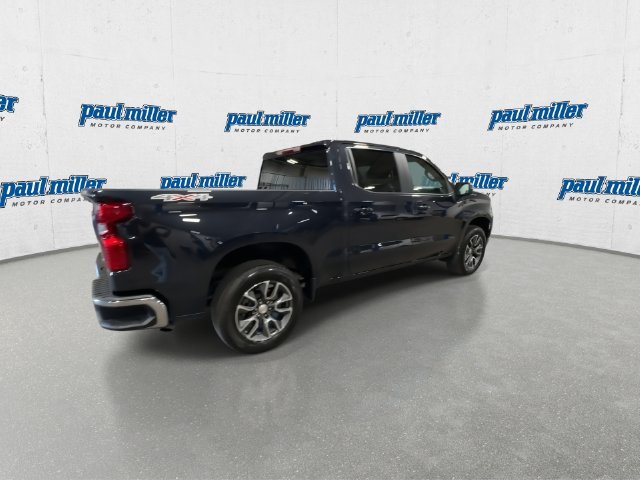 Used 2023 Gray Chevrolet LT image 12