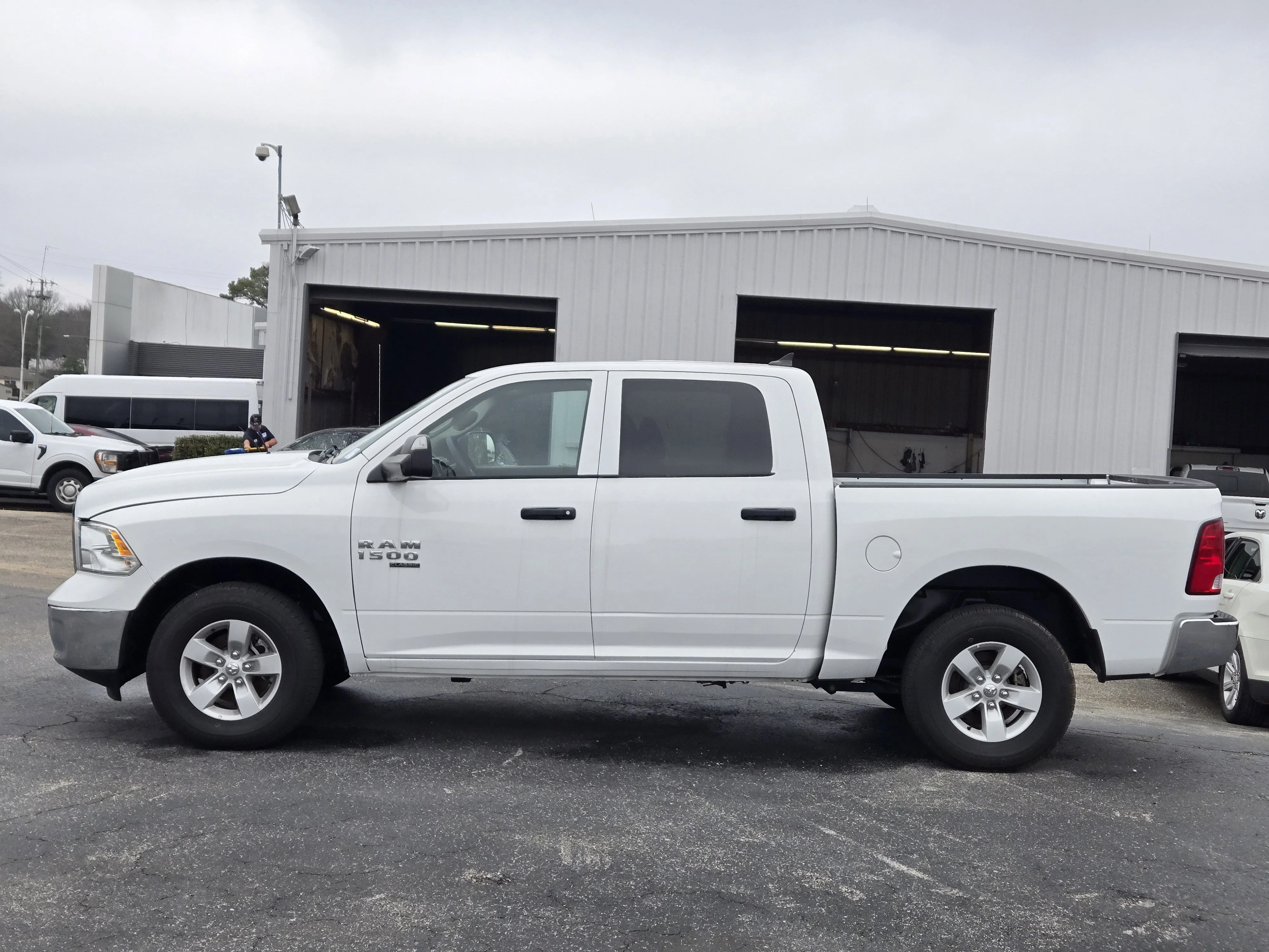 2023 RAM Ram 1500 Classic SLT - Photo 12