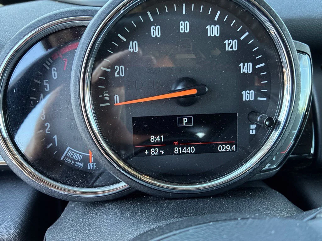 Used 2019 Gray MINI Iconic image 9