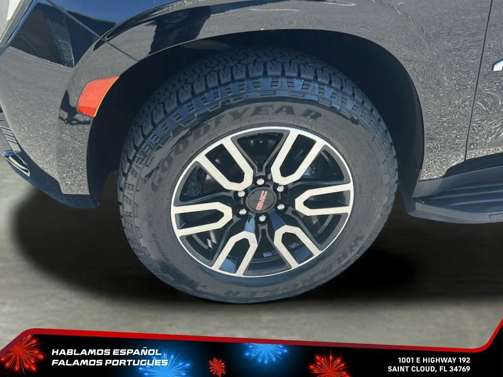 Used 2022 Onyx Black GMC AT4 image 32