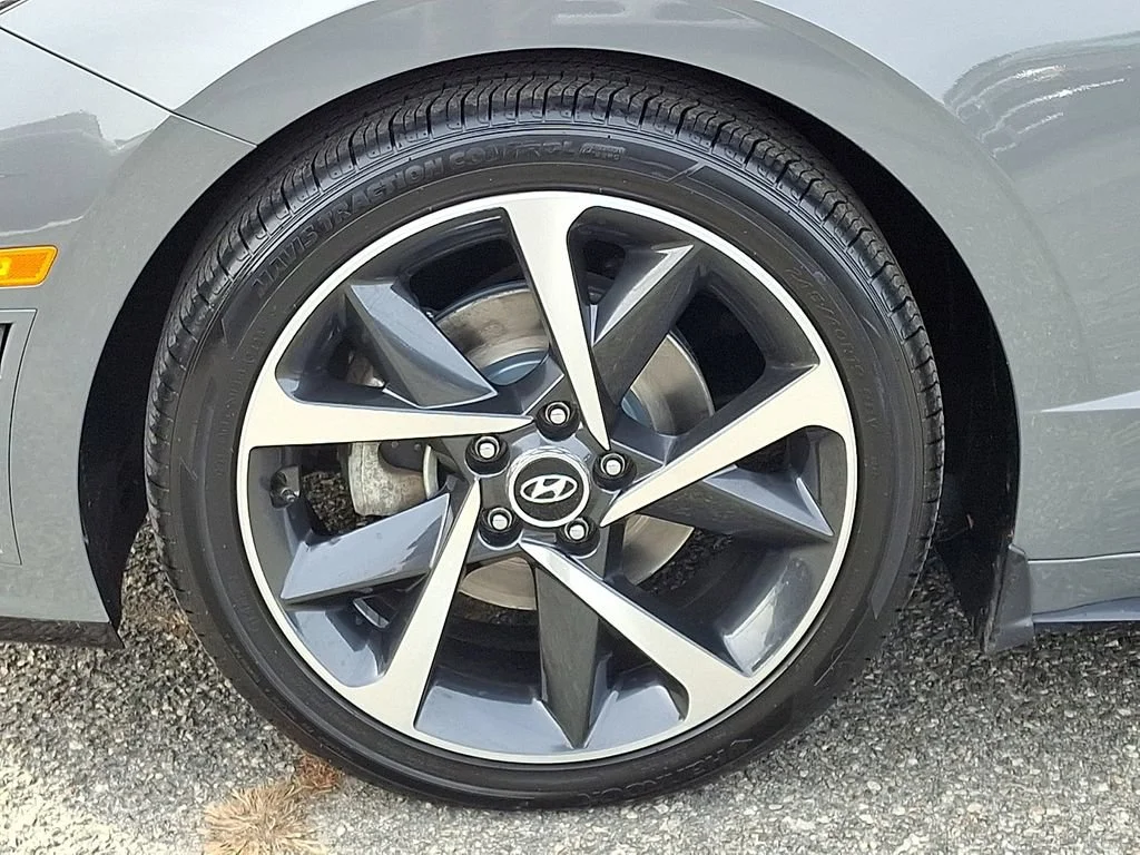 Used 2023 Hampton Gray Hyundai SEL Plus image 29