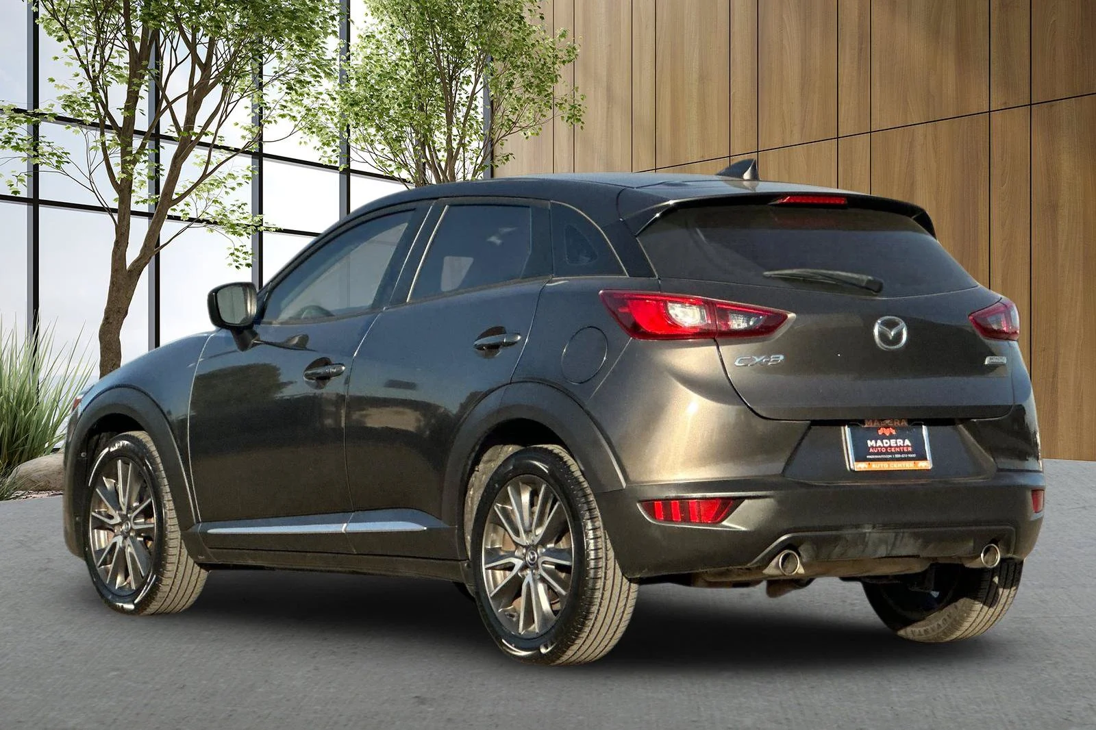 Used 2017 Silver Mazda Grand Touring image 6