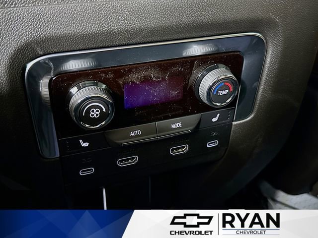 2026 Chevrolet Suburban High Country - Photo 28