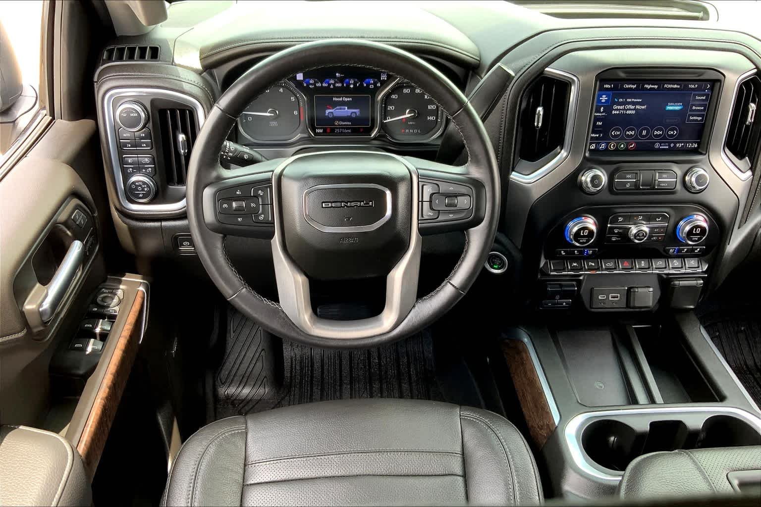 Used 2022 Onyx Black GMC Denali image 6