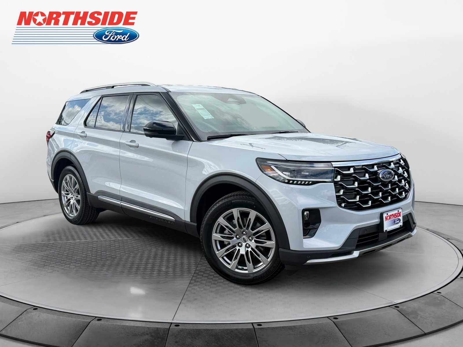 New 2026 Space White Metallic Ford Platinum image 1