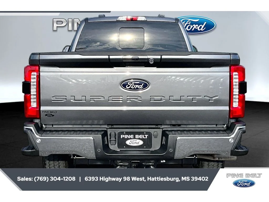 New 2027 Carbonized Gray Metallic Ford F-250® Lariat® image 4