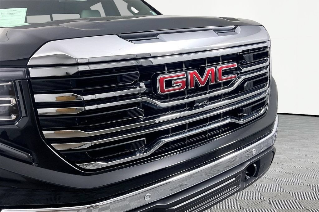 Used 2026 Onyx Black GMC SLT image 27