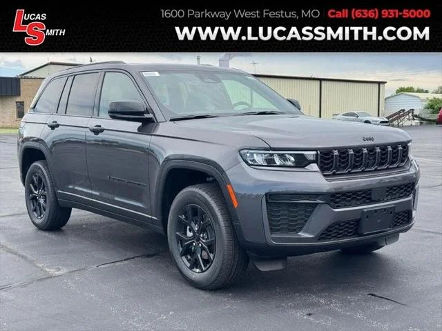 New 2026 Baltic Gray Metallic Clear-Coat Exterior Paint Jeep Laredo image 1