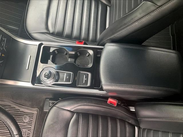 Used 2020 Black Ford SEL image 15