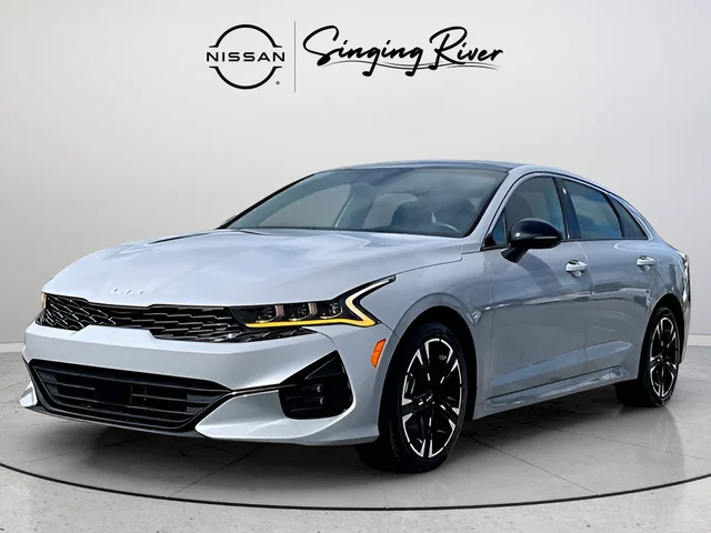 Used 2024 Gray Kia GT-Line image 3