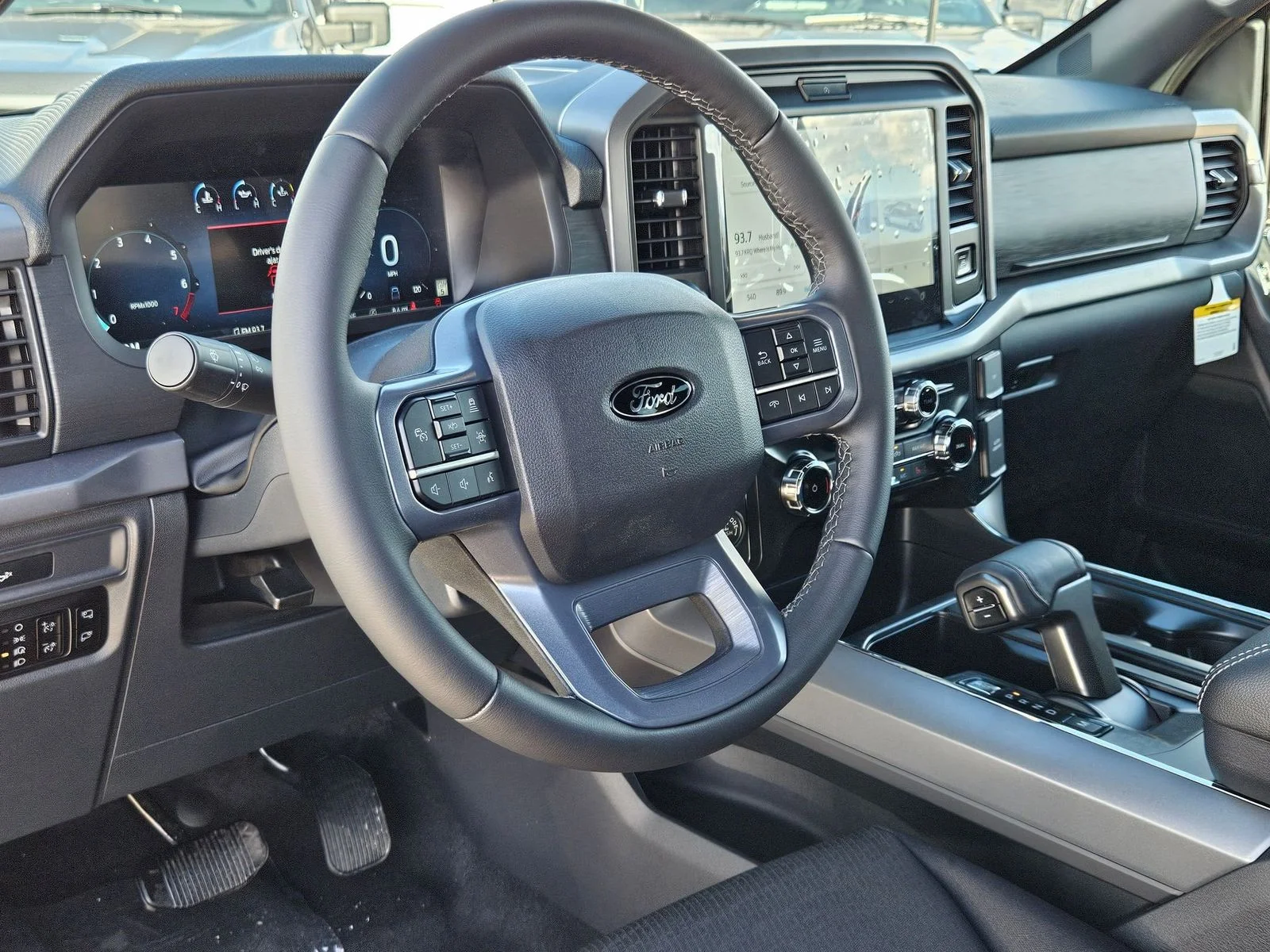 New 2026 Avalanche Ford XLT image 13