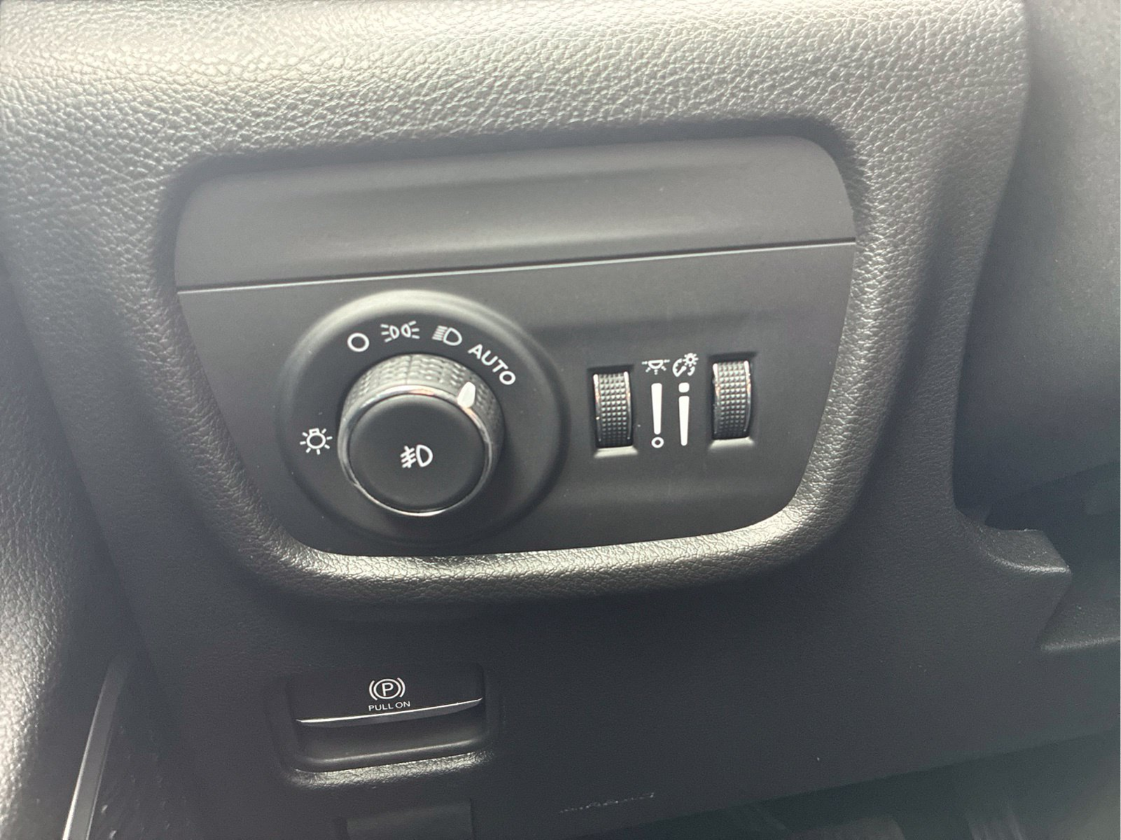 Used 2026 Gray Jeep Limited image 25