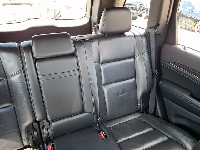 Used 2018 Gray Jeep Limited image 20