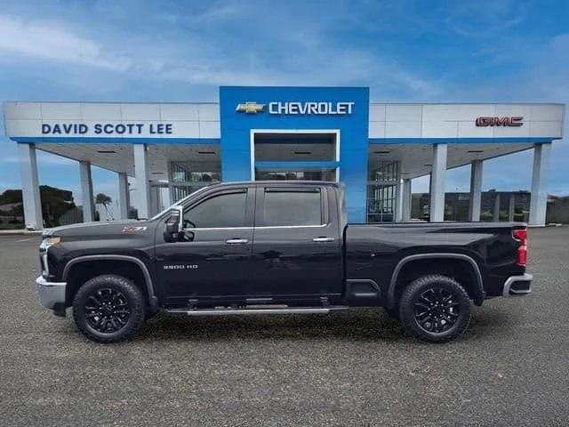 Used 2022 Black Chevrolet LTZ image 13