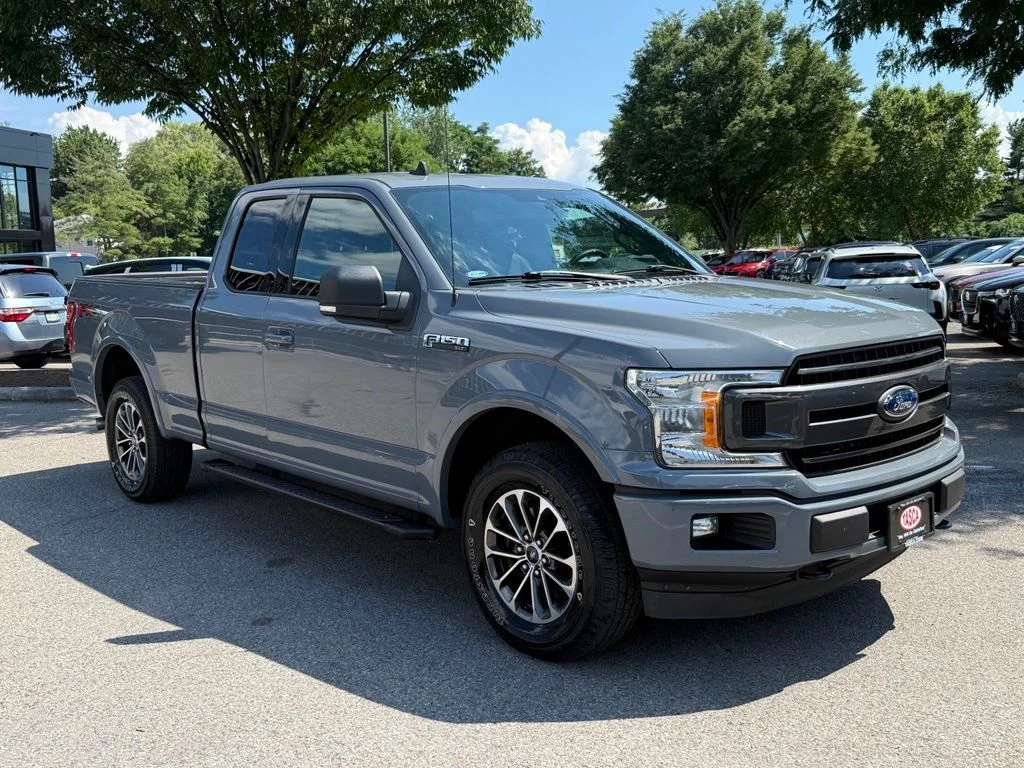 Used 2019 Black Ford XLT image 1