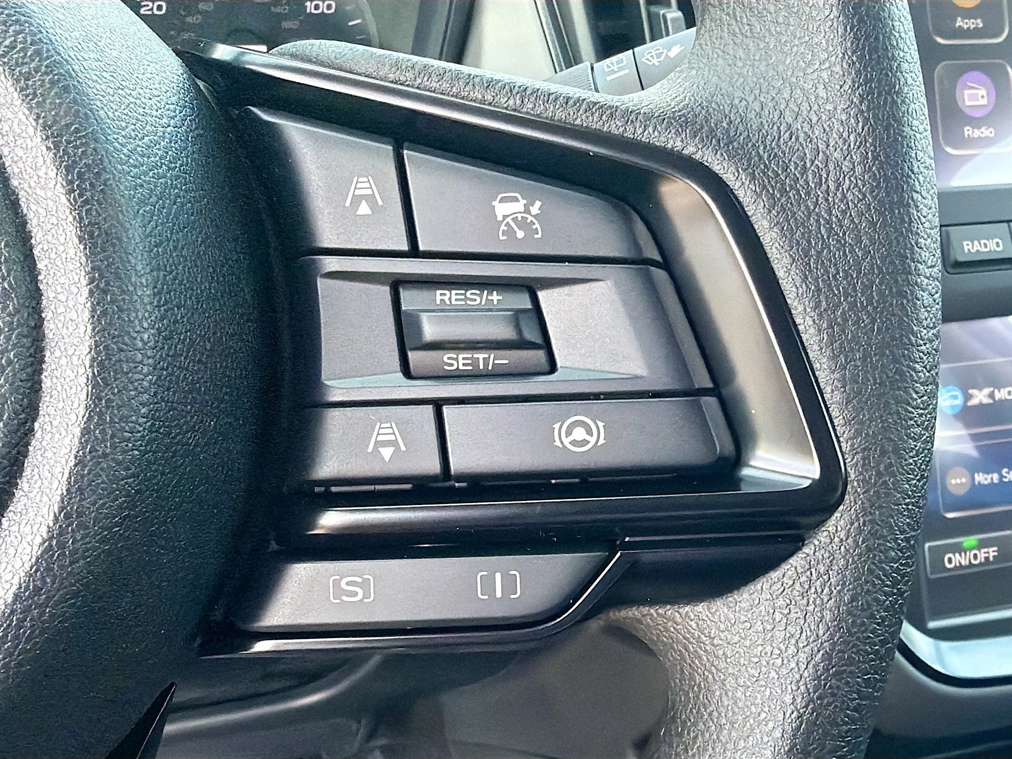 New 2026 White Pearl Subaru Base image 35