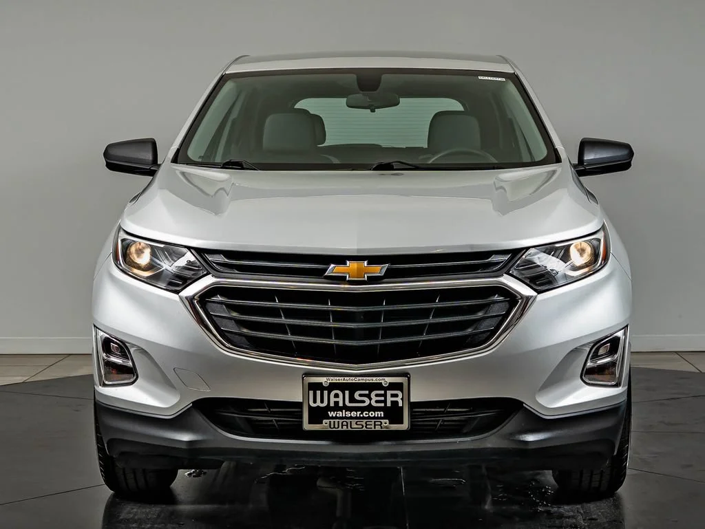 Used 2019 Silver Ice Metallic Chevrolet LS image 2