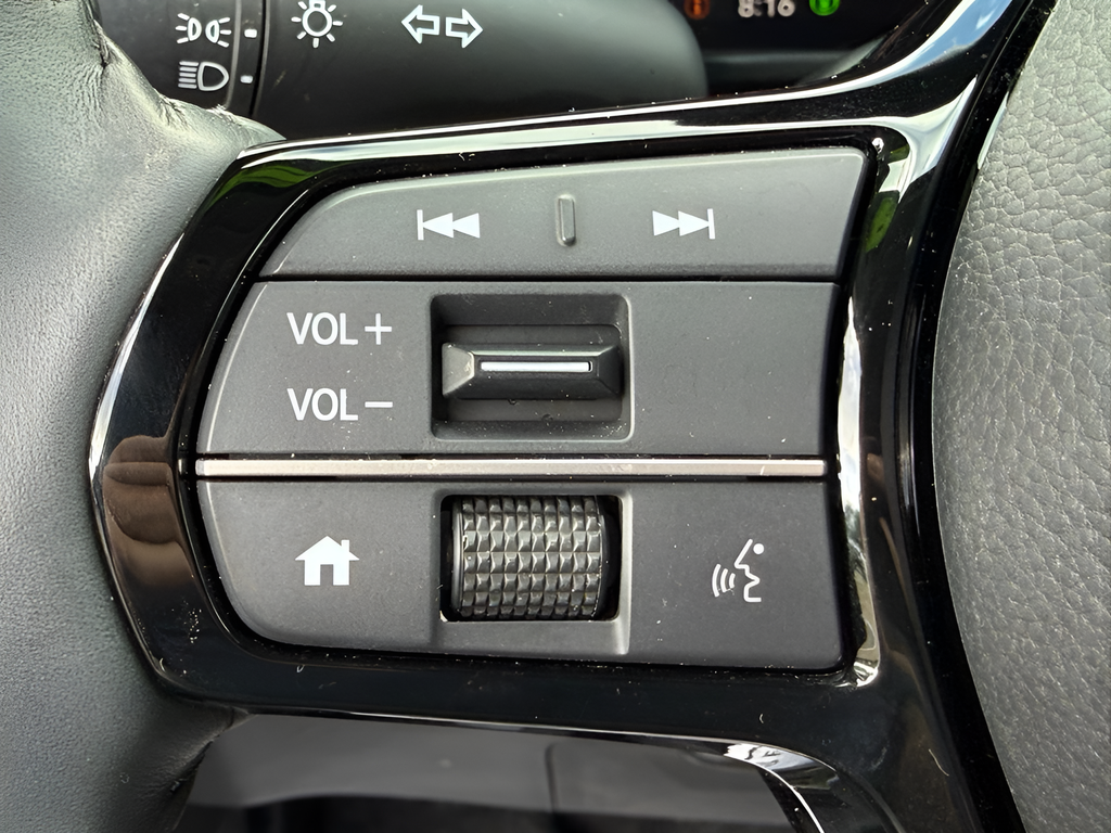 Used 2024 Gray Honda EX-L image 15
