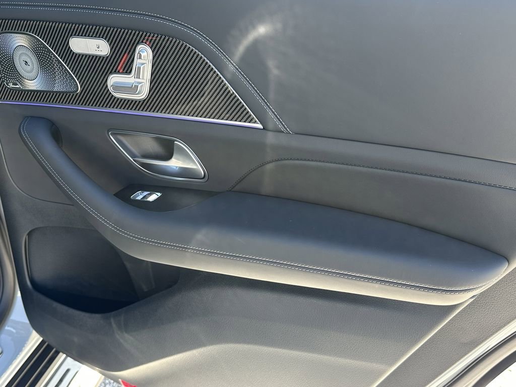 New 2026 MANUFAKTUR Alpine Grey Mercedes-Benz AMG® GLS 63 image 20