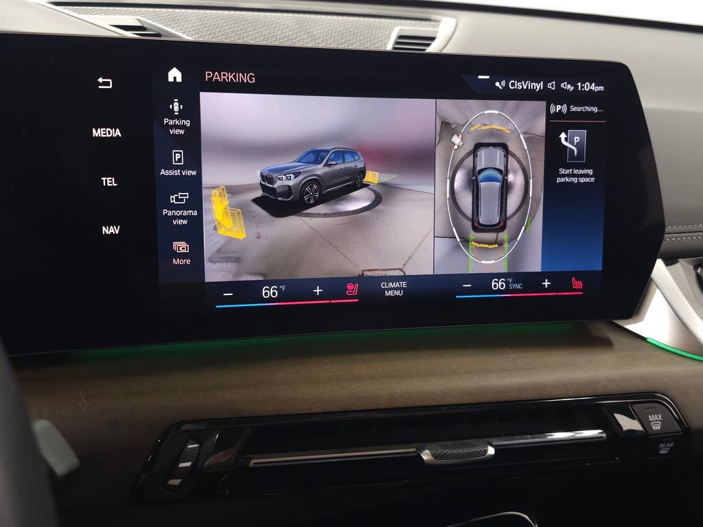 Used 2023 White Metallic BMW xDrive28i image 30