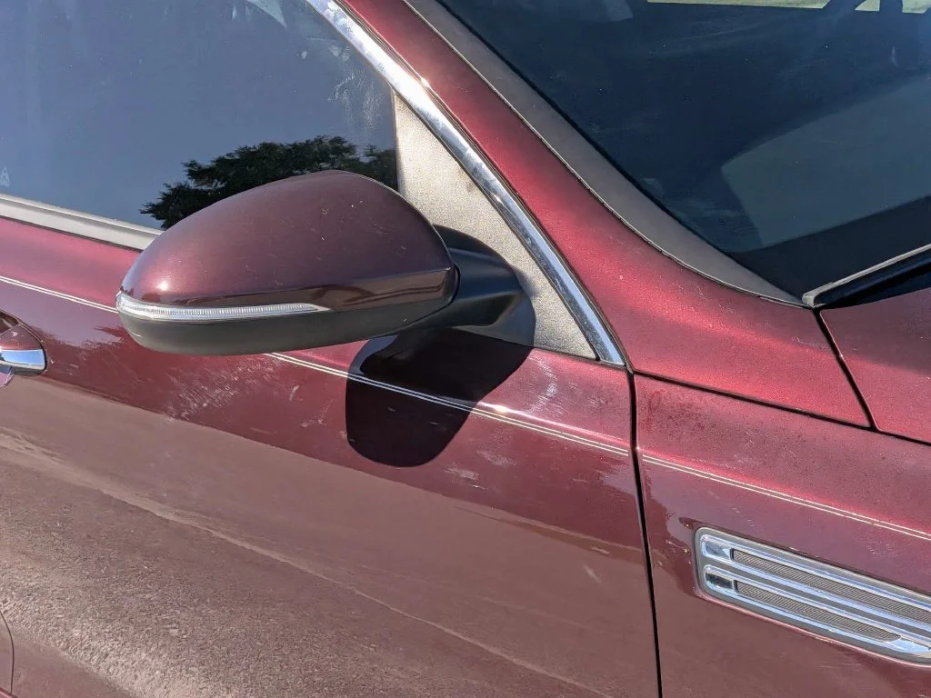 Used 2020 Purple Kia LX image 9