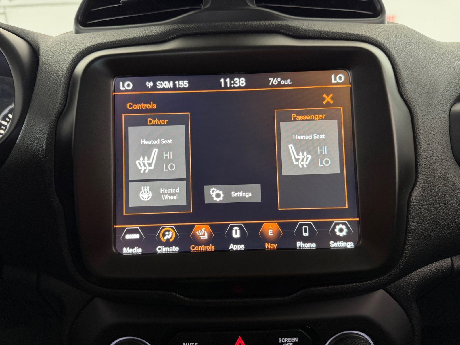Certified Used 2023 Black Clearcoat Jeep Latitude image 25